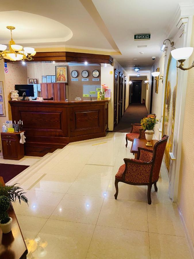Grand Christer Hotel Kiev Bagian luar foto