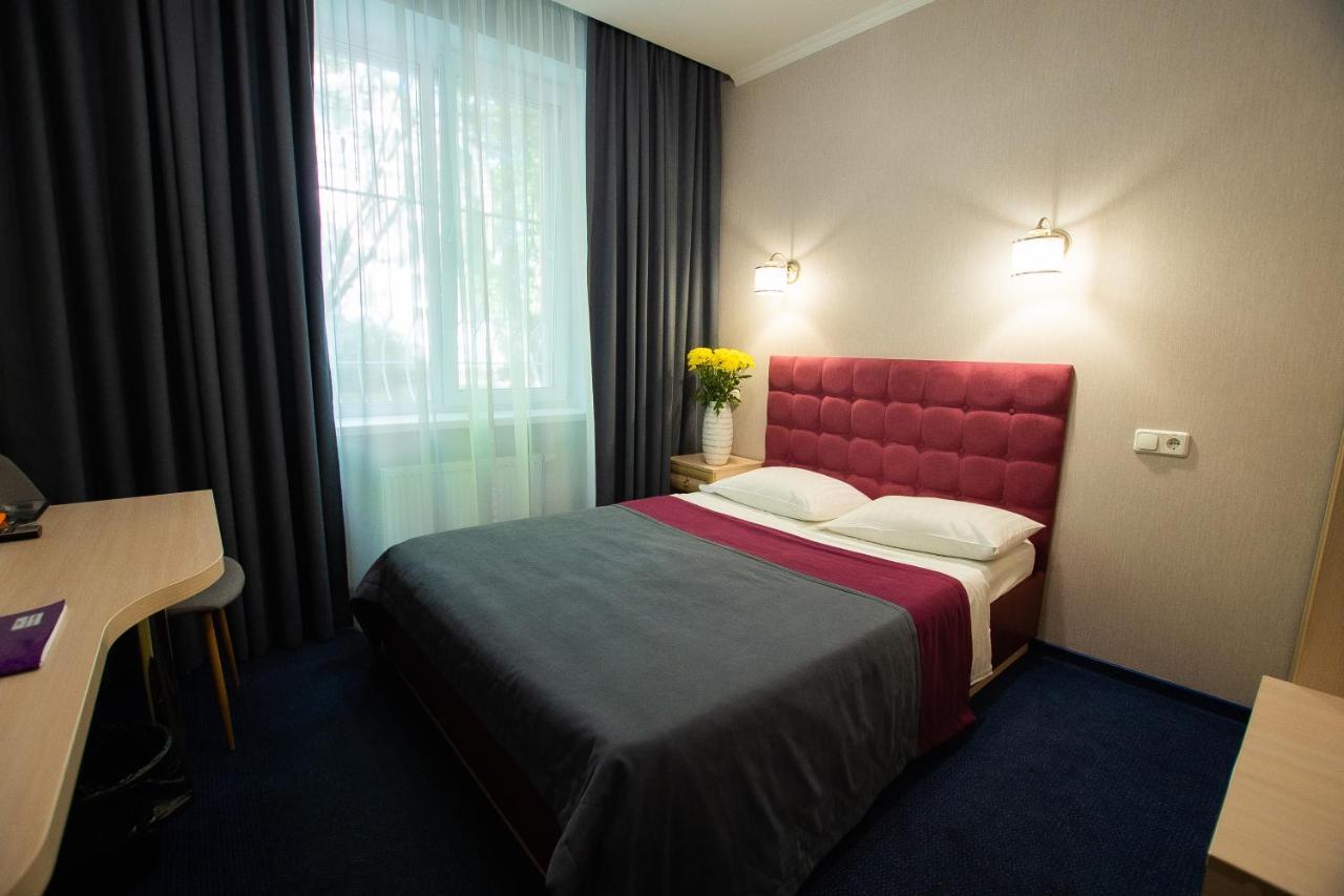 Grand Christer Hotel Kiev Bagian luar foto