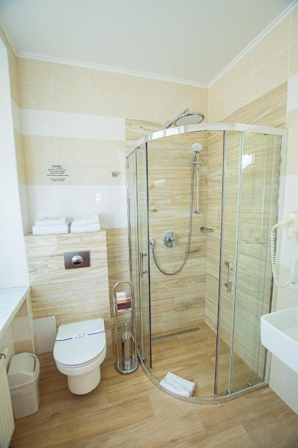 Grand Christer Hotel Kiev Bagian luar foto