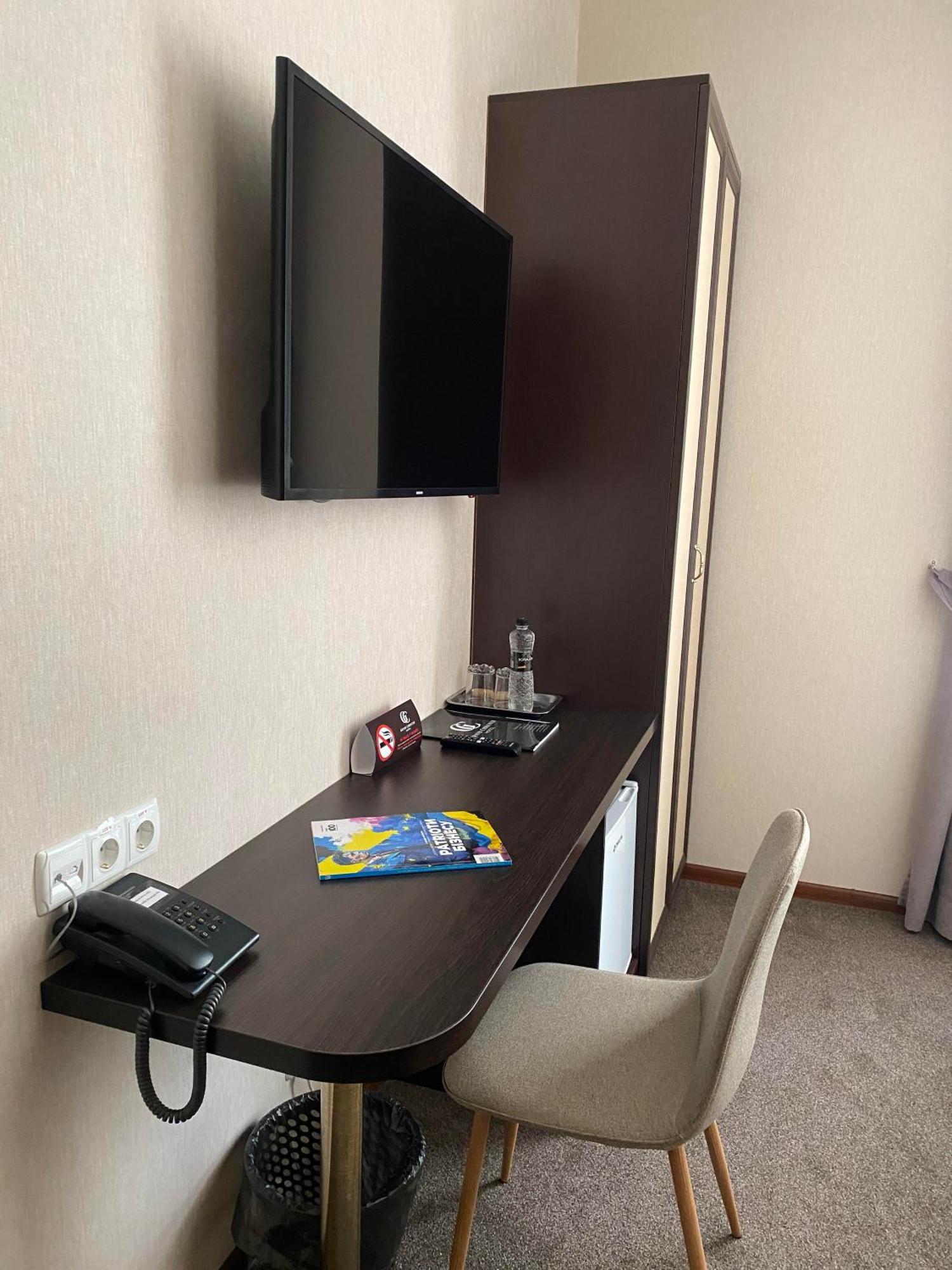 Grand Christer Hotel Kiev Bagian luar foto