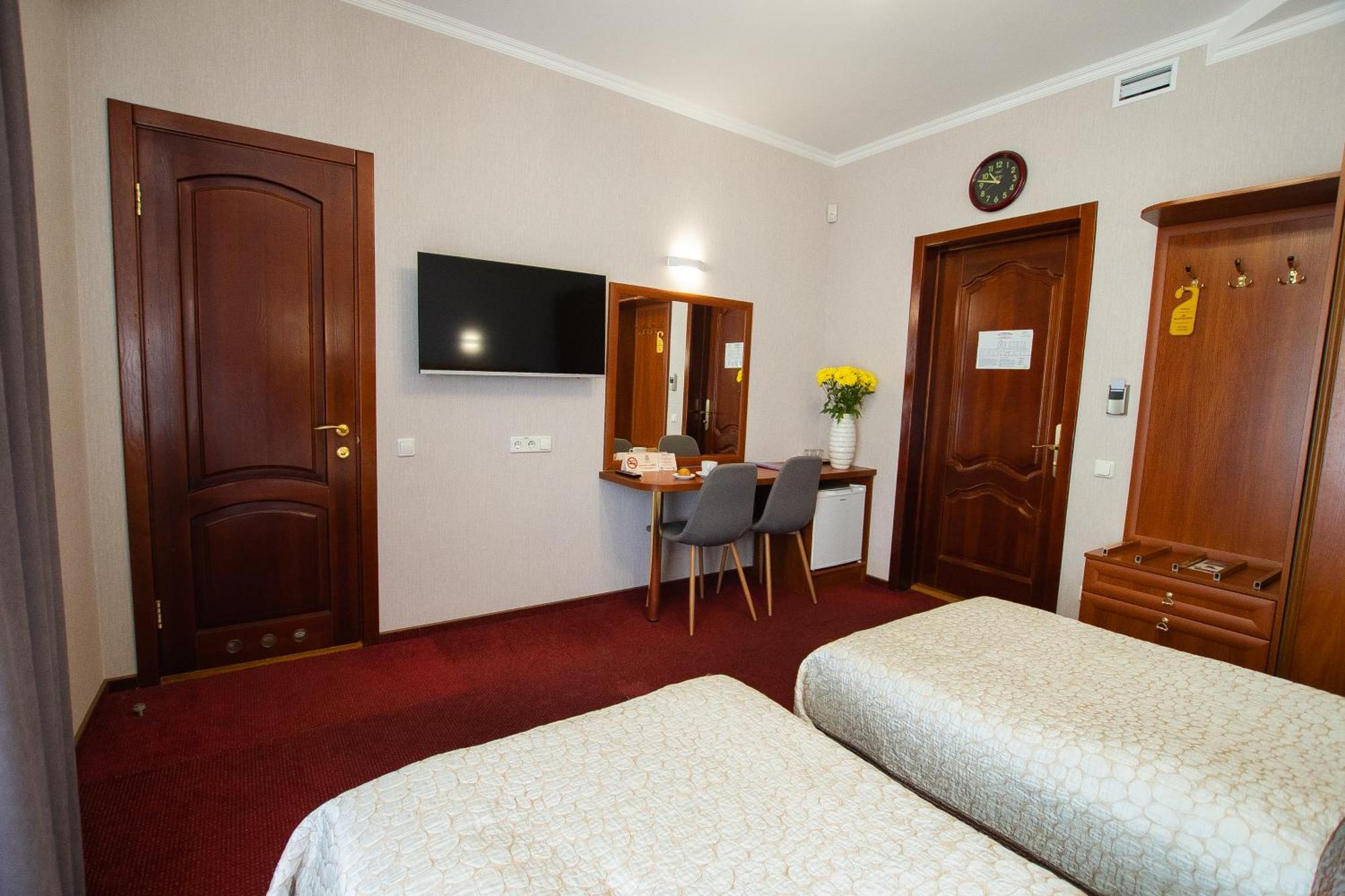 Grand Christer Hotel Kiev Ruang foto